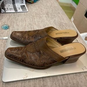 Beautiful shoes for sale